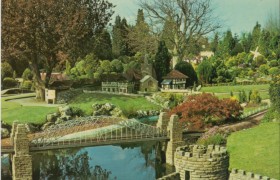 Bekonscot model village Beaconsfield LOW RES